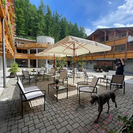 Boscone Suite Hotel-2