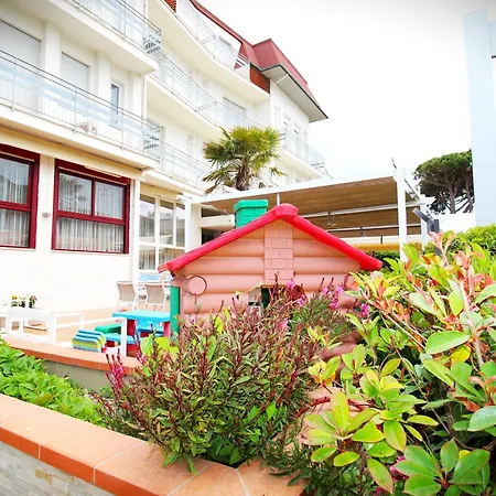 Hotel Manuela-3
