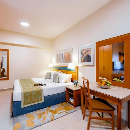 Golden Sands Hotel Apartments-3