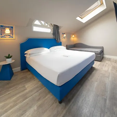 Hotel Al Campanile - Luxury Suites & Apartments-3