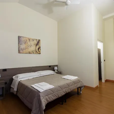 Opera B&B-3