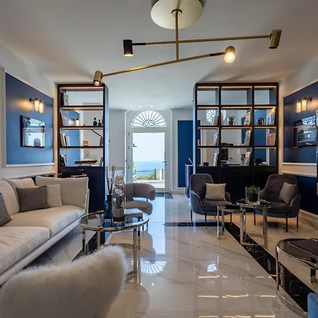 Bluonly Boutique B&B-2