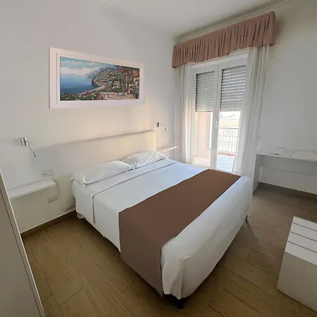 Hotel Linda-3