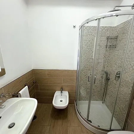 Hotel Linda-2