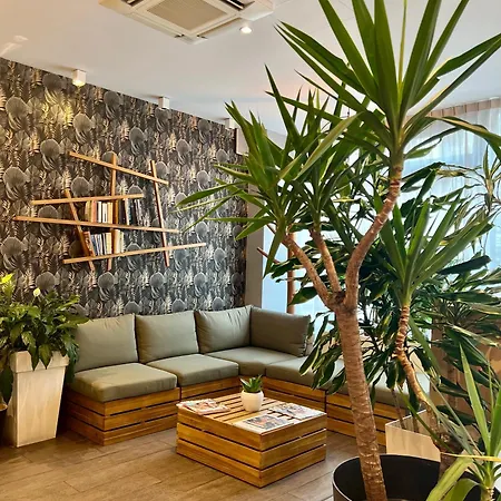 Kyriad Paris 18 - Porte De Clignancourt - Montmartre-2