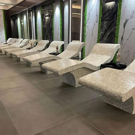 Ramada By Wyndham Sofia City Center-2