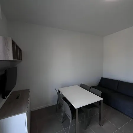 Dealuna Motel-2