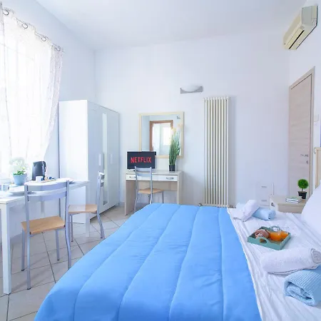 Athena Rooms - Parcheggio privato-3