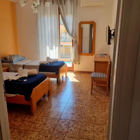 Dreams Room-2