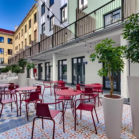 Livensa Living Studios Valencia Viveros-2
