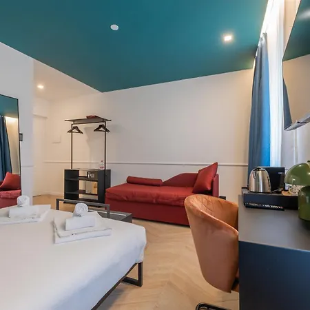 Maria Cristina Boutique Rooms-3