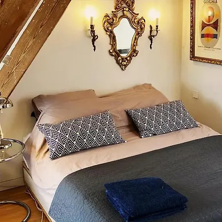 Canal View B&B Amsterdam-3