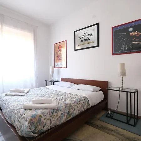 Guest House Piazza Tarquinia-3