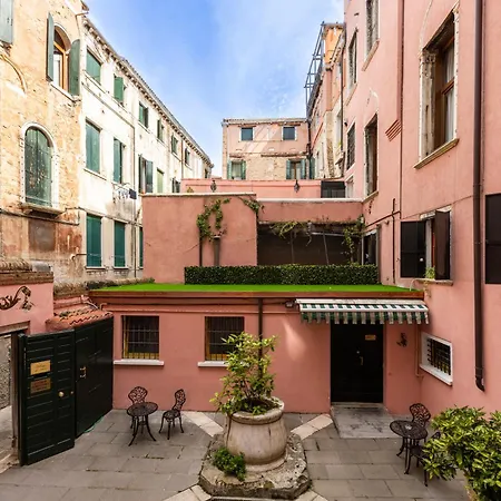 Palazzo dei Mori-3