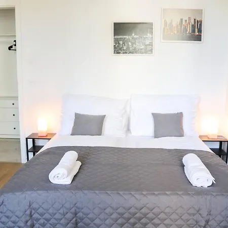 Rose Suites And Rooms-3