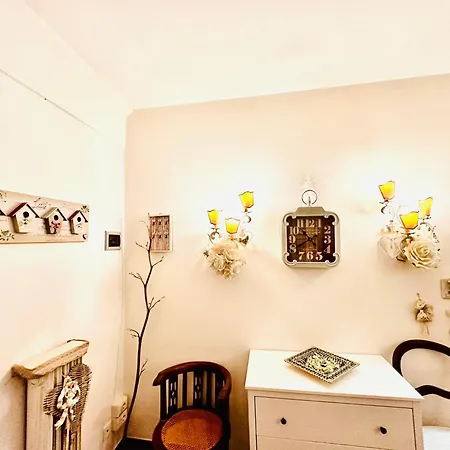 Cisanello Guest House-2