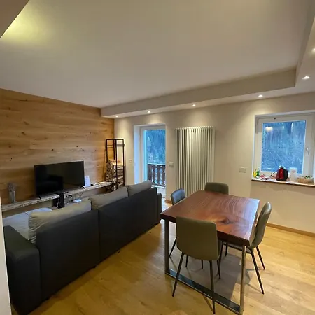Snowlake Suite & Apartment-3