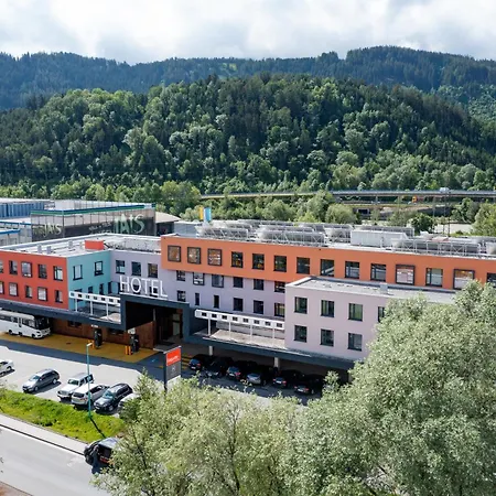 Hwest Hotel-3