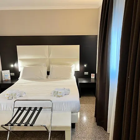 Eh Suites Rome Airport Euro House Hotels-2