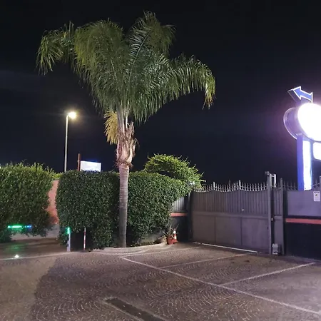 Hotel Proibito-2