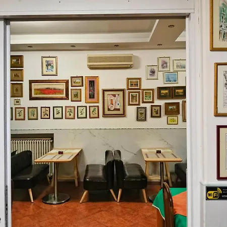 Hotel Zucconi-3