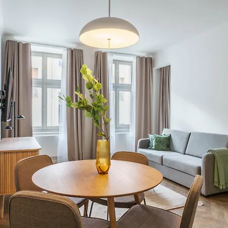 Limehome Prague Muza-2