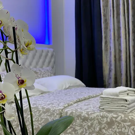 Vatican G&G Suites-2