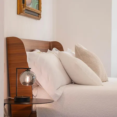Palazzo Garibaldi Parma Luxury Rooms&Suites-2