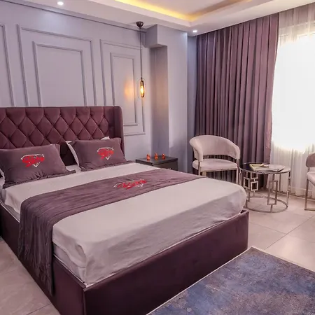 Ruby Hotel-3