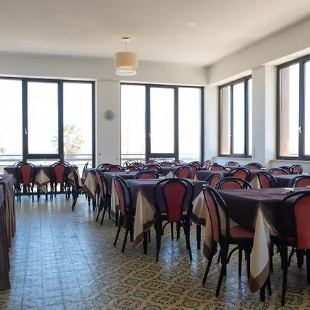 Hotel Re Leone-3