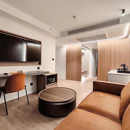 Citrus Sukhumvit 13 Nana Bangkok By Compass Hospitality - Newly Renovated-3