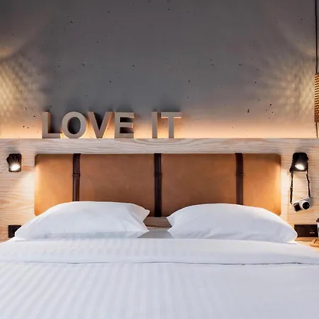 Moxy Duesseldorf South-2