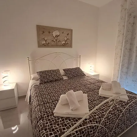 Rovelli House - B&B vicino Ospedali Riuniti Foggia con aria condizionata-3