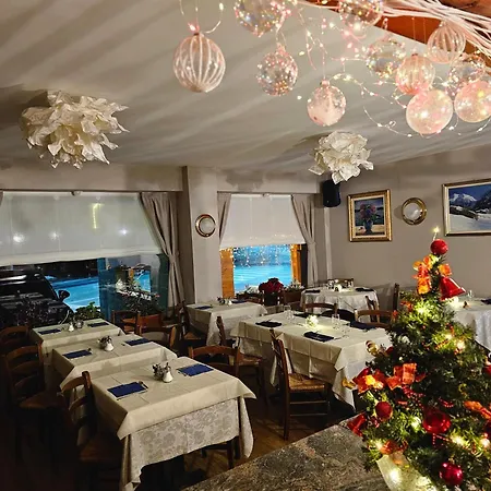 Hotel Bucaneve-3
