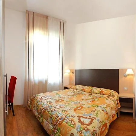 Hotel Garibaldi-3