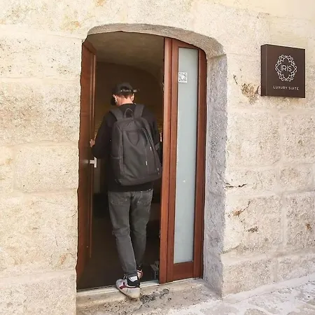 Iris Luxury Suite-3
