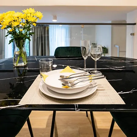 Aiello Hotels - CityLife Apartments-3