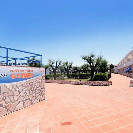 Gemini Luxury Rooms-3