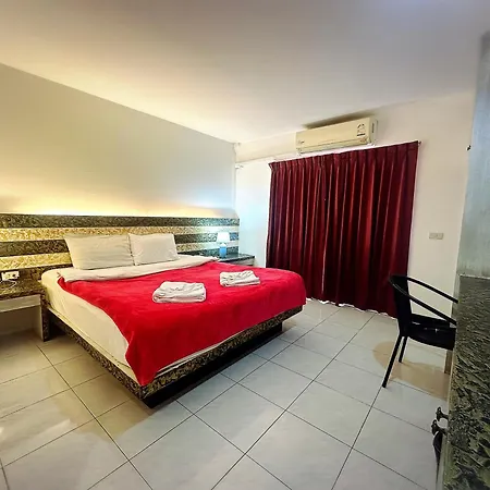 The Shades Hotel 50 Meter Beach Front-3