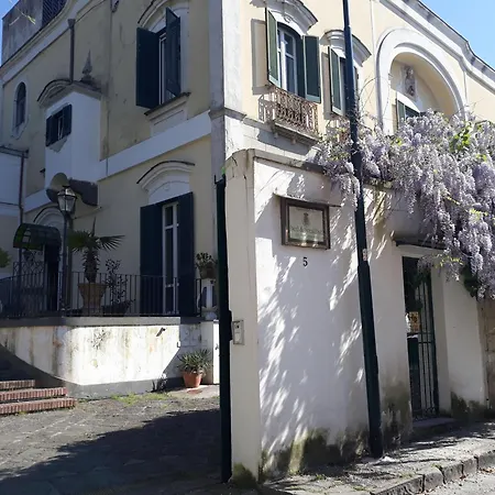 B&B Villa San Gennariello-3