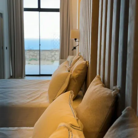 Al Capri Suite & Private Pool-3
