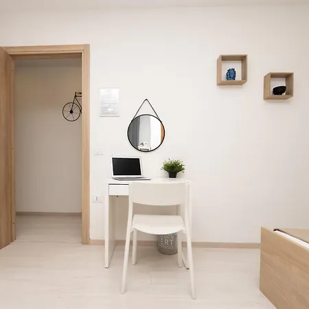 Central Room 128L-2