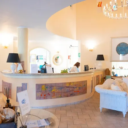 Hotel Charme Baia Del Porto-2