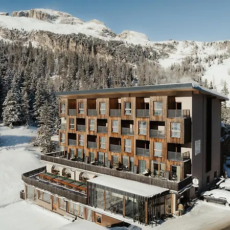 Hotel Boè Sport&Nature-3