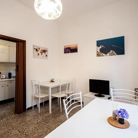 Casa Mafalda - Rooms, Friends And More - Affittacamere, Guest House-2