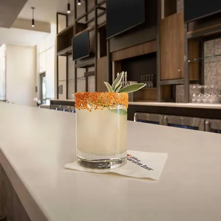 Hilton Garden Inn Denver Airport Tower Road-3