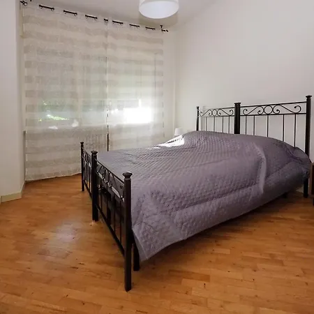 Aurora Rooms-3