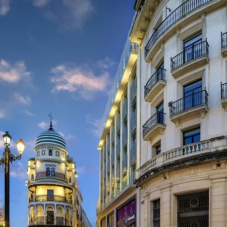 Querencia de Sevilla, Autograph Collection-2