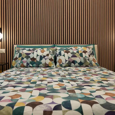 Suite 33-3