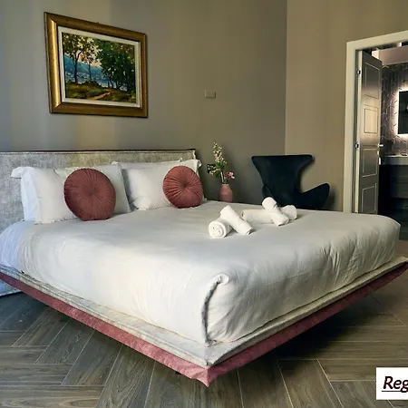 Q71 Timeless Suites-2